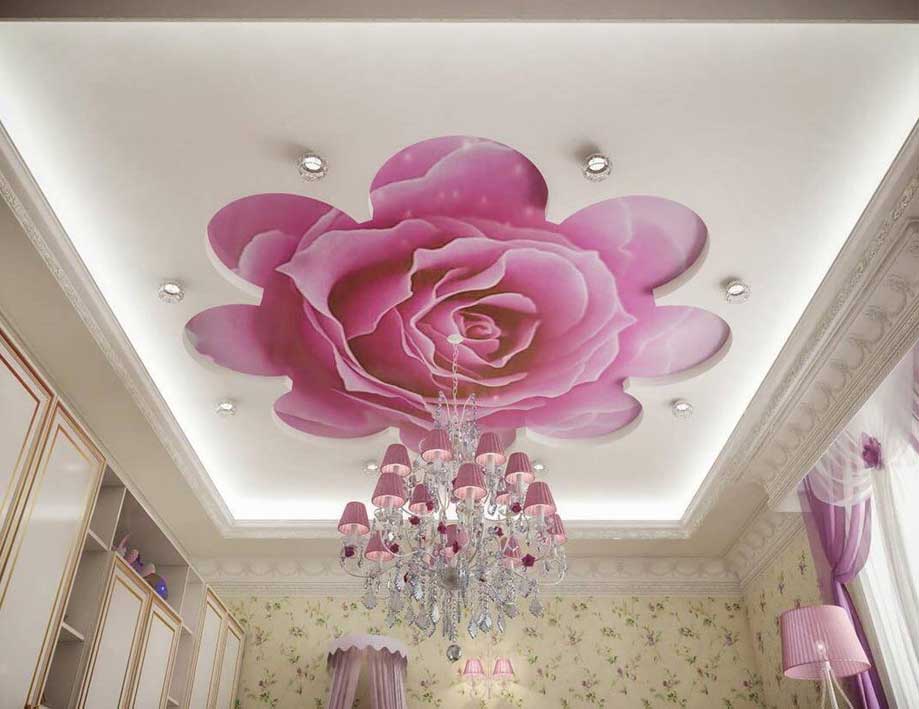 Натяжной потолок с фотопечатью розы